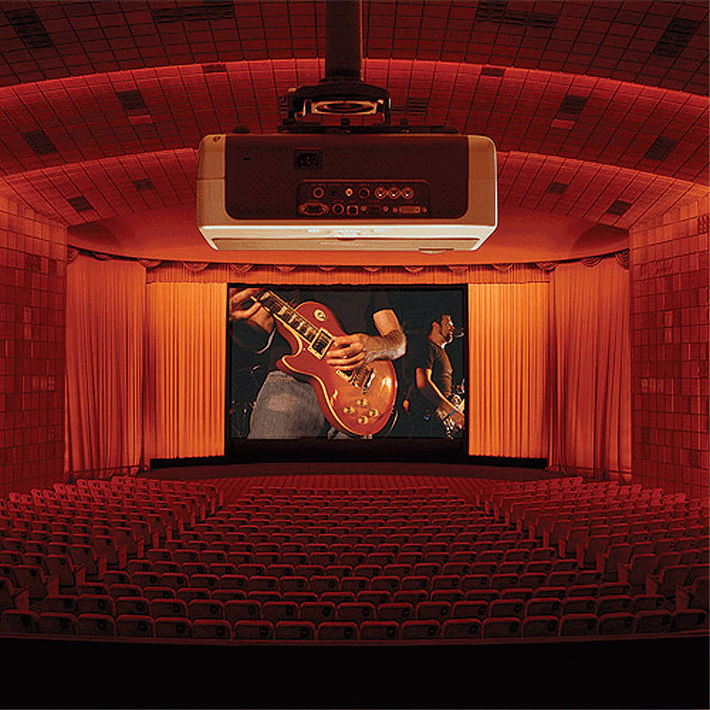 Chief RPA Projector Mount RPAUW, projector ceiling-mounted in a theater