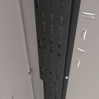 Middle Atlantic VWM Backpan VWM-BP-4210-PW, rack cabinet mounting slot detail