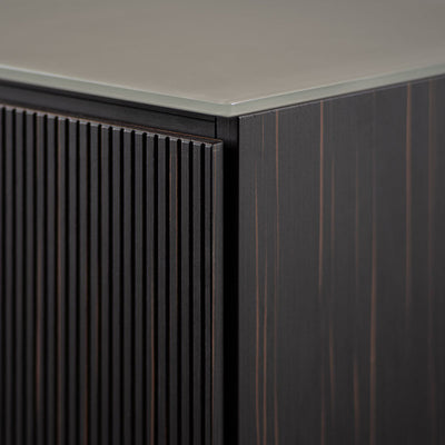 Salamander Designs Manhattan 347 AV Cabinet C/MH347/ME/TG, fluted cabinet door corner detail