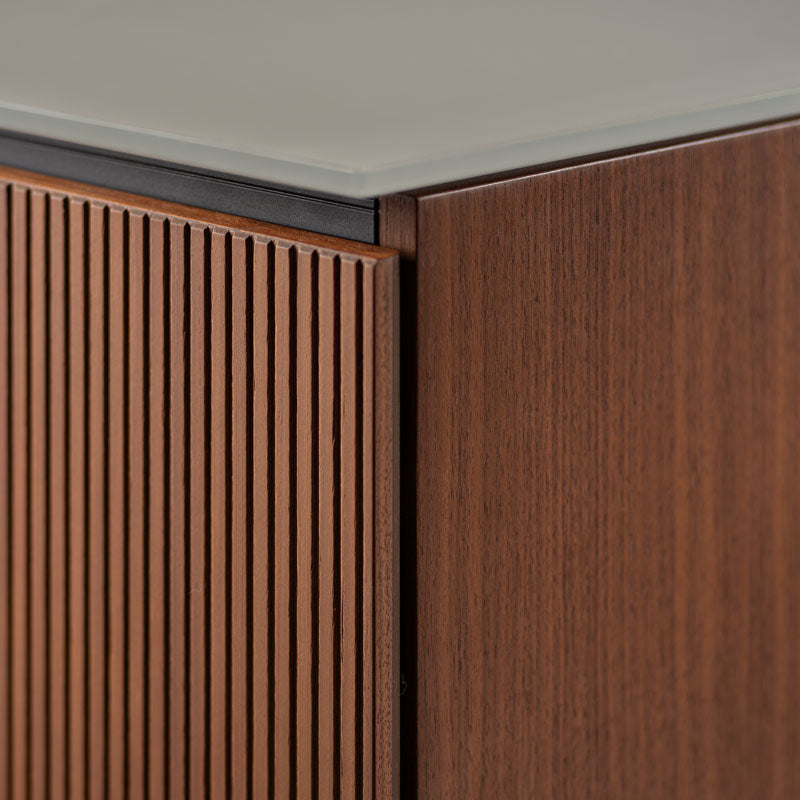 Salamander Designs Manhattan 347 AV Cabinet C/MH347/MW/TG, slatted wood door corner detail